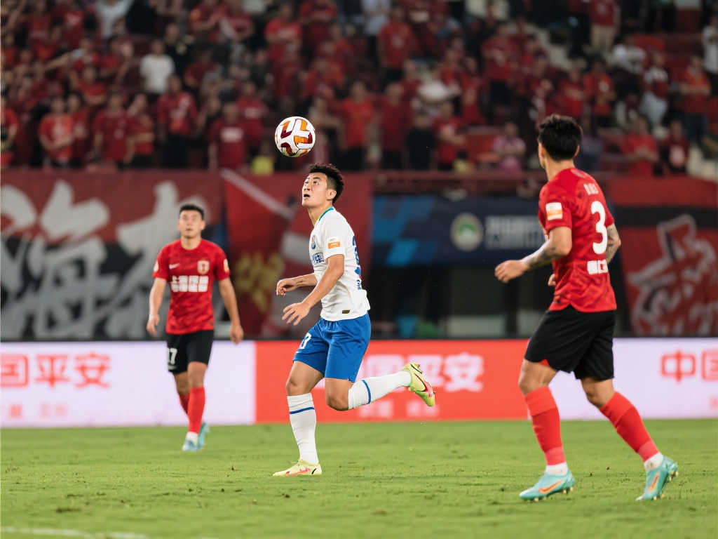 【中超】韦世豪头球建功，武磊复出无力回天，海港1-3不敌蓉城